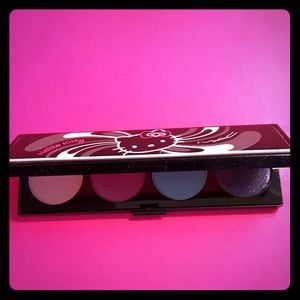 HP🎉💖 NWT MAC Hello Kitty Collectors Edition